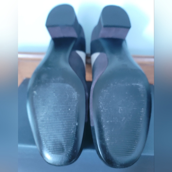 Bernando Roxanne Color Block Pump. Size 8 M - Picture 2 of 5